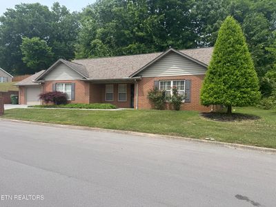 170 Manchester Dr