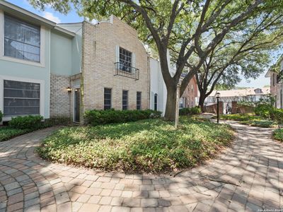 2811 WOODBURY ST UNIT 204