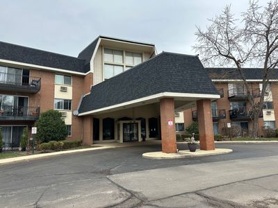 1188 Royal Glen Dr APT 304