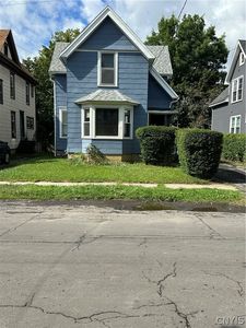 328 Grant Ave