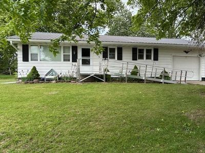 285 E Cedar St