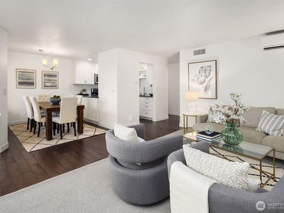 7850 E Green Lake Drive N #301