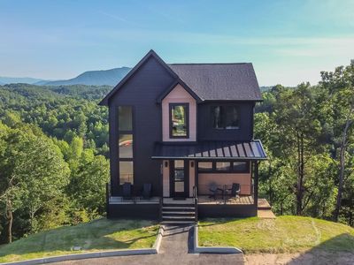 409 Compass Point Way