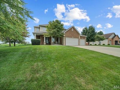 2045 Grandview Dr