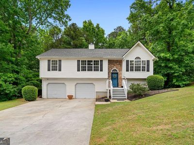 1695 Cedar Hl
