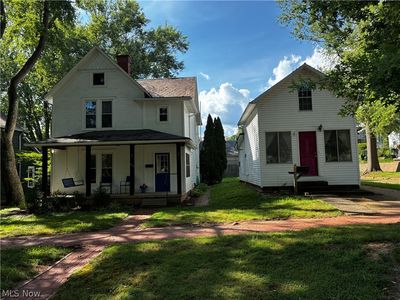 Property at 813-815 Washington St, Marietta, OH