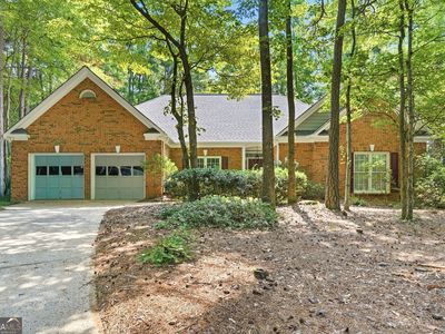 320 Valley Green Ct