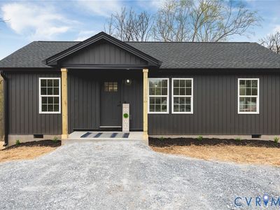Property at 114 Meadow Ave, Louisa, VA