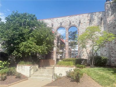 5013 Walnut St APT C