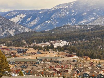 155 Aurora Lights Dr #B6