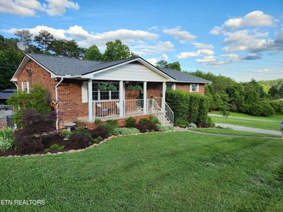 2816 Mary Emily Ln