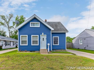 128 Burt St SE