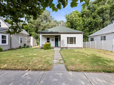 2261 S Van Buren
