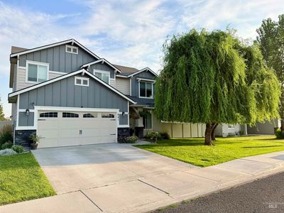 841 Canyon Crest Dr