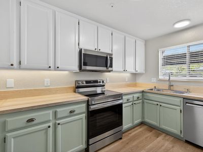 Property at 209 Elbridge Avenue #F, Cloverdale, CA