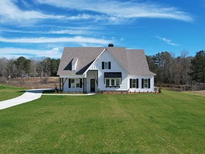 The Daisy Plan, Hunters Hill