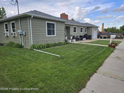 Property at 601 3rd St W, Lemmon, SD