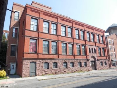 18 Market Street BLDG 19 #301