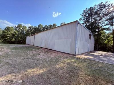 1111 Dummy Line Rd NE
