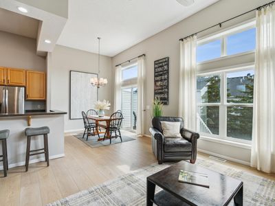 2115 Saint Johns Ct