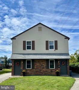 1708 Holmes Ave