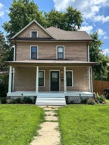1102 8th Ave