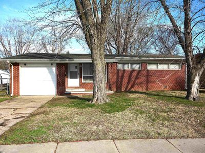 2136 S Euclid Ave