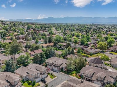 2262 E Emerald Hills Ct