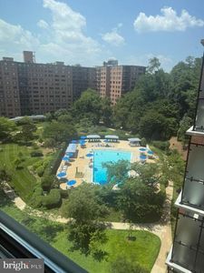 4201 Cathedral Ave NW APT 1022E