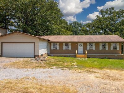 3 Frostwood Dr