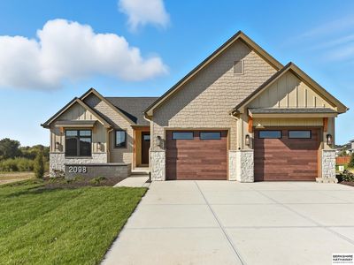 2098 N 182nd Avenue Cir