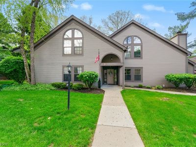 1303 Red Tail Hawk Ct