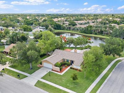 4352 Kingston Loop