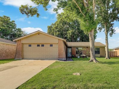 4922 Valley View Dr