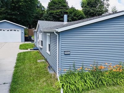 2451 S 92nd STREET