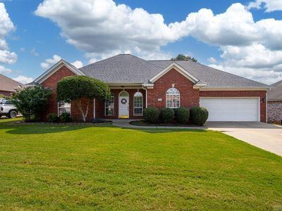 2212 Defoe Cir