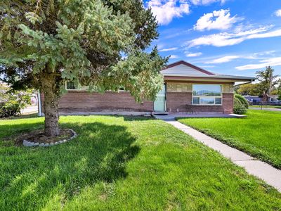3165 S 3085 W