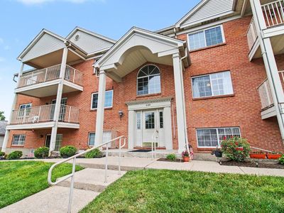 5769 Cheviot Rd APT 2D