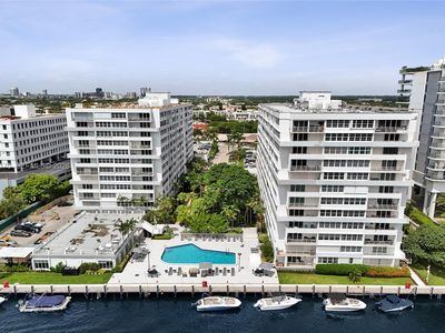 1170 N Federal Hwy APT 1008