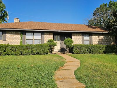 3009 Jennifer Ave