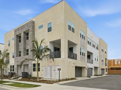 975 Walnut Ter