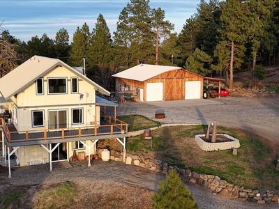 300 Sunset Way