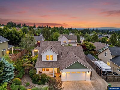 121 Four Oaks Dr