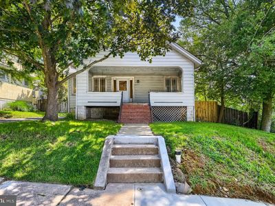 517 Elmwood Rd