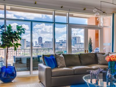 2828 Hood St APT 806