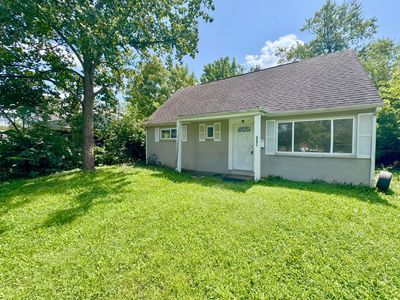 3351 Eakin Rd