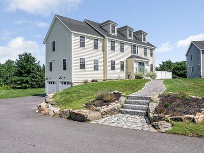 124 Thistlewood Drive