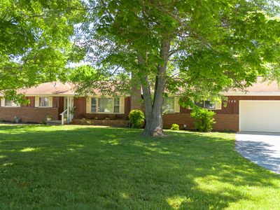 1146 Mountain View Dr