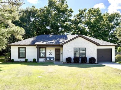 Property at 43 Magnolia St, Midland City, AL
