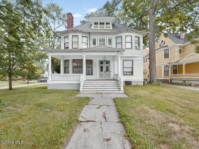 2274 Robinwood Ave